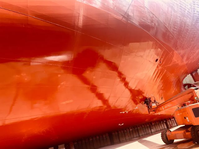 鱼童有机硅低阻防污漆助87000DWT“OCEAN FAIRY”轻盈破浪