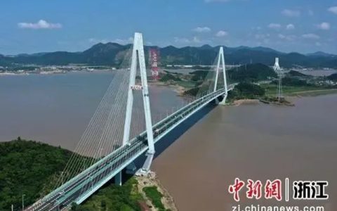 北新涂料丨大桥油漆为“架海之梁”披上“深海战甲”