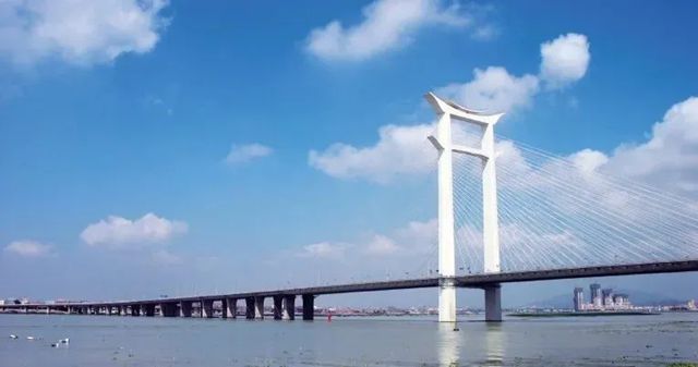 北新涂料丨大桥油漆为“架海之梁”披上“深海战甲”