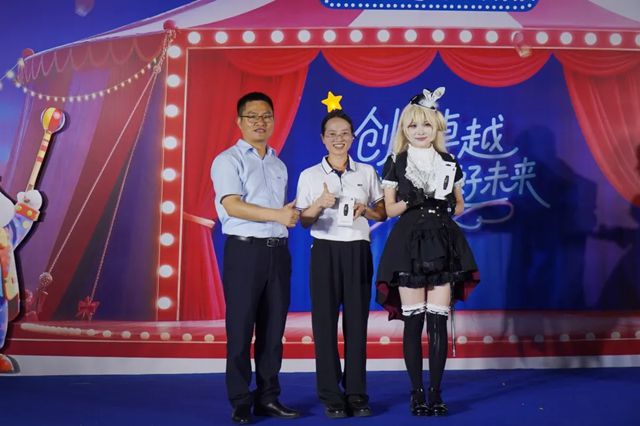 巴德富集团2025秋季嘉年华游园会圆满落幕