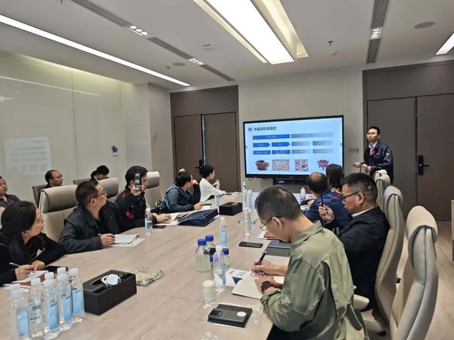 中学化学卓越教师走进邦弗特，产教融合赋能科学教育