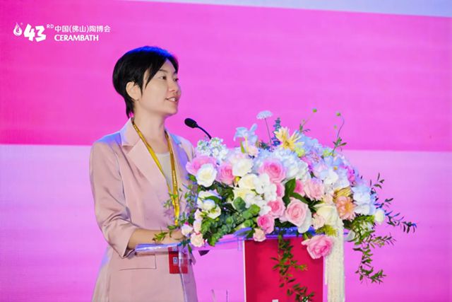 秦占学会长应邀出席第43届佛山陶博会开幕式
