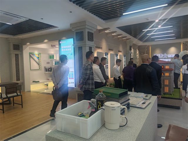 嘉丽士 | 跨市携手谋发展！东莞 & 佛山企业协会莅临交流，聚力合作新路径