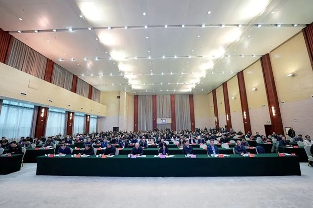 中国建筑材料流通协会应邀出席住建部科技与产业化发展中心“整装产业发展技术交流大会”