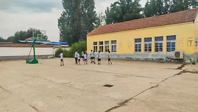 旧操场的焕新“重生”，让童年肆意奔跑