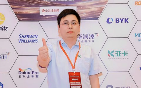 降本40%还零色差！亚卡仿石漆的“破局密码”，藏在这两次决策里