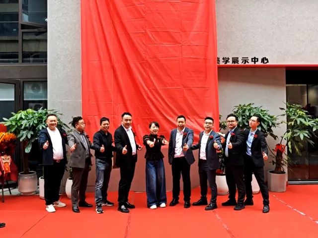 紫荆花家具漆温州色彩美学展示中心焕新升级，解锁家居美学新维度