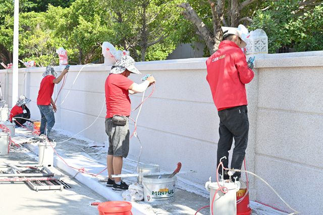 从工地“无名之辈”登顶全国仿石涂料大赛！他们凭什么一战成名？