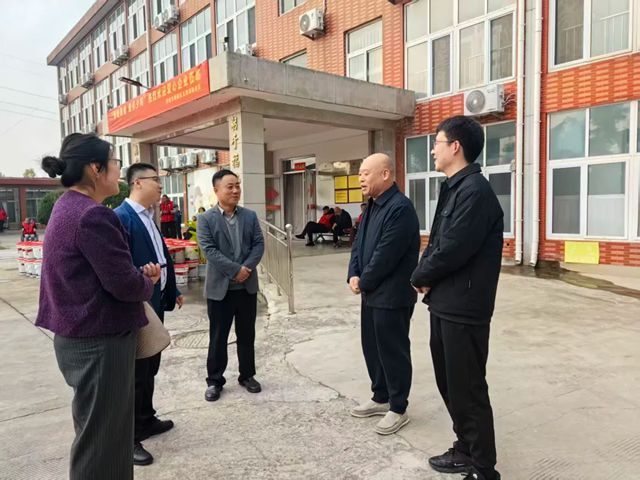 墙面焕新颜，温暖入人心 ——财金绿建敬老院公益之行