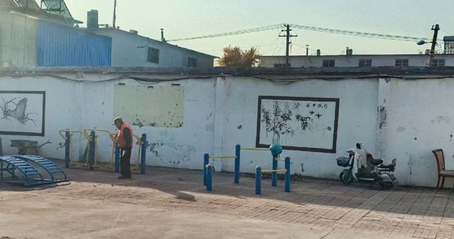 墙面焕新颜，温暖入人心 ——财金绿建敬老院公益之行