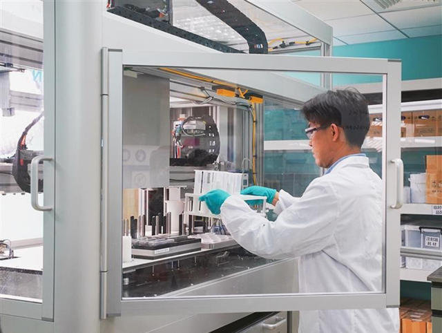 以技术创新提供全周期守护 多乐士专业混凝土防护装饰涂料重磅上市