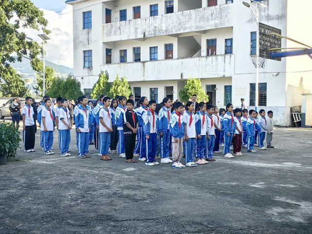 装修有价，爱心无价！美惠公益行，点亮求学梦