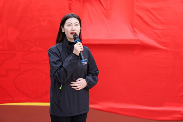 色彩点亮社区，城市向美而行阿克苏诺贝尔“Let's Colour多彩开始”走入沪上百年弄堂