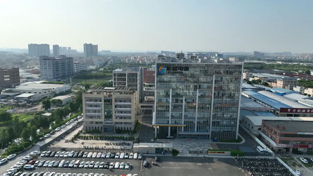 与原董事长各持股24.12%！深圳某上市LED照企官宣新任董事长！