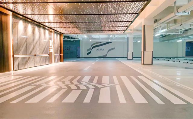 深耕翻新修缮赛道 引领绿色焕新 —— 虹润出席成都涂料行业协会会员大会，共探产业升级新路径