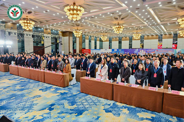 涂料圈大佬齐聚西安，陕西涂协十周年大会释放了哪些破局信号？