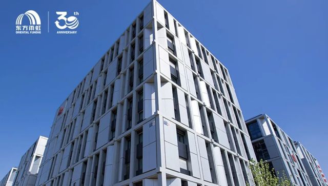 今年8亿㎡全球封王！30年58亿㎡绕地球400圈东方雨虹防水界特斯拉