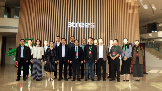 绿色医院建设管理与创新技术产品应用主题研讨沙龙圆满落幕,三棵树以科技与绿色助力医疗建筑新发展