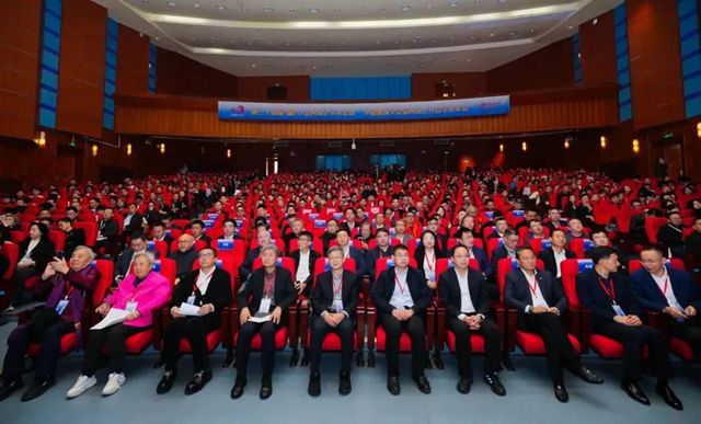 第三十四届(嘉兴)室内设计学术会议隆重举办，西顿照明携手业界“同舟共进”