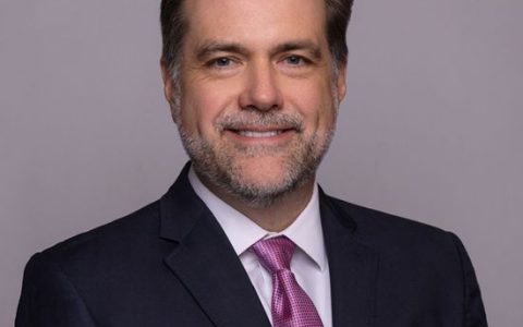 30年财务老将空降一家上市公司任CFO！历任通用、PPG等巨头