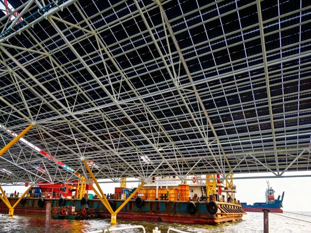 全球最大开放式海上光伏项目全容量并网,双瑞涂料筑牢国家能源工程关键防线