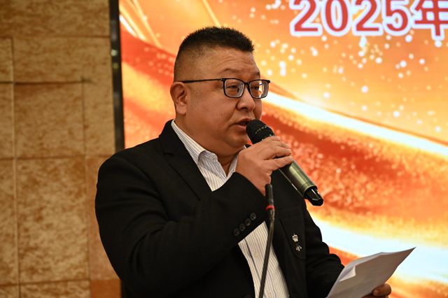 西部涂料“破局者”山城亮剑:硬核报告解码2026绿色转型“生存法则”