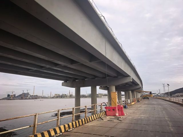 大桥油漆 “功能性海洋涂层配套” 筑牢东海桥梁防护屏障