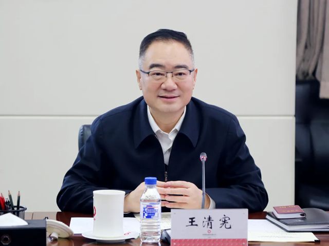 安徽省省长王清宪到访中国建材集团见证中国建材集团与芜湖市、奇瑞汽车签署战略合作协议