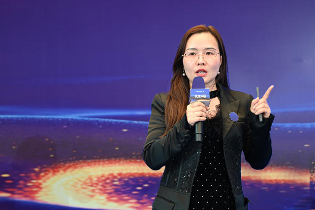 蒙太奇17周年炸场！赵广全战略+吕芳方流量4.0+新品，艺术涂料要变天？