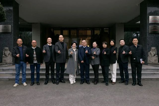 以涂装为刃，破局高定内卷——玛格涂装培训背后的战略深意