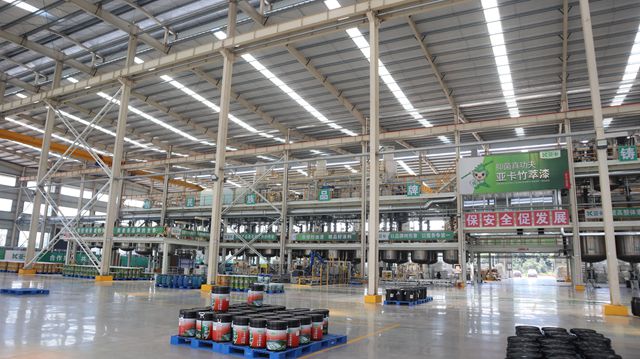 逆势增长！亚卡仿石漆如何杀出价格战红海？关键一招竟在墙外