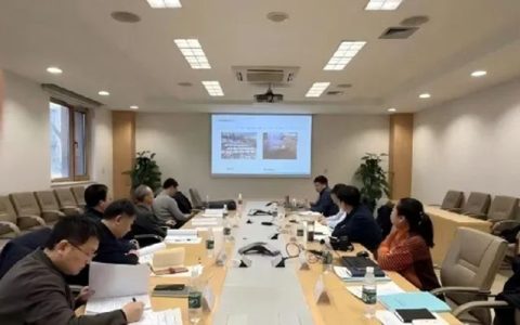 富思特自洁型无电制冷涂料通过科技成果会议评审