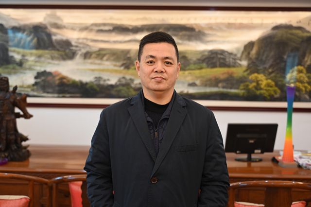 对话油漆堡：存量时代 如何以“全品类+双包”双轮驱动增长？