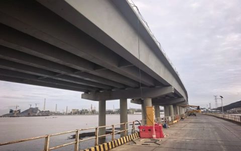 大桥油漆“功能性海洋涂层配套”筑牢东海桥梁防护屏障