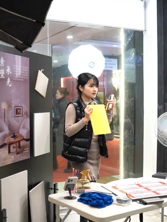 曼得丽亮相海宁家纺展 携手共赢未来