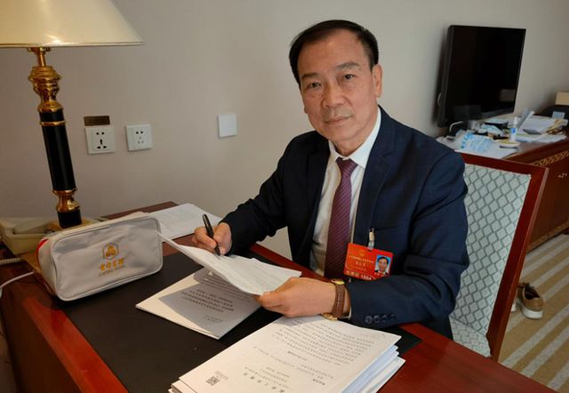 两会好声音:人大代表黄达昌建议打通深江高铁南延线