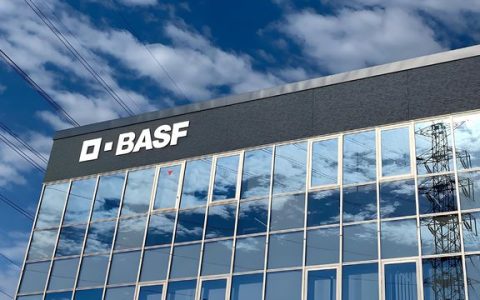 扛不住了！巴斯夫卖100亿涂料/售4400套房/裁4800人 德CEO：才刚开始