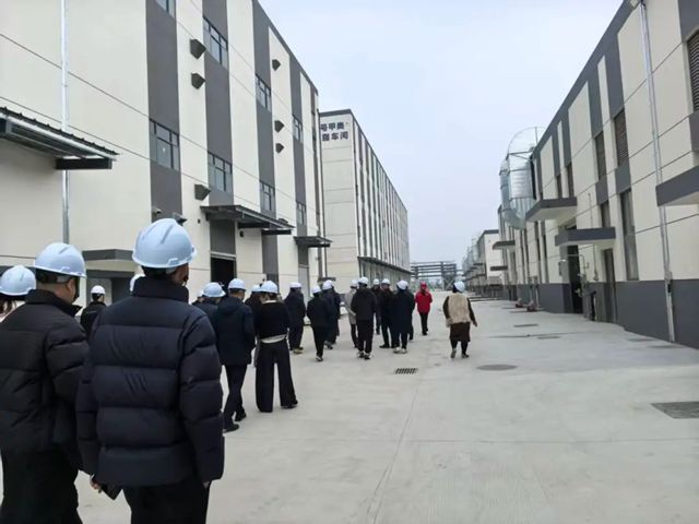 方鑫树脂与晨光涂料:行业先锋的携手共进!
