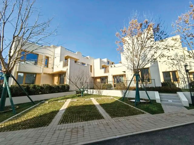 聚焦两会“城市更新”，北新涂料何以发力存量房市场？