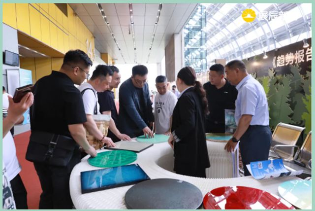 展辰新材亮相中国家博会,以绿色涂装定义可持续未来!