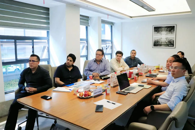 跨越山海 共谋发展丨墨西哥客商莅临九阳防水参观交流，共启合作新篇