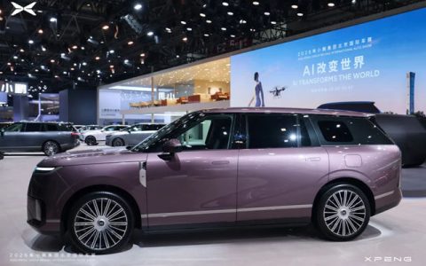 小鹏GX、2026款MONA M03北京车展首秀！立邦联合定制专属车色