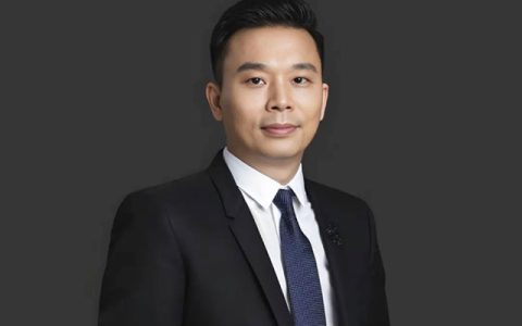 好莱客董事长沈汉标斥资5200万突击入股一知名智能家居企业，该公司正冲刺主板上市
