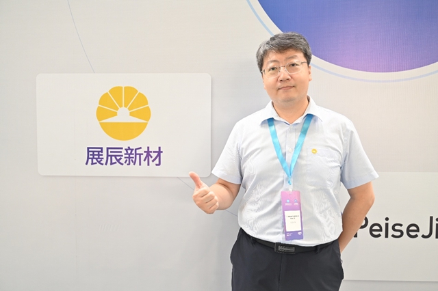 亮相建博会 展辰如何以技术纵深与色彩美学破局高定赛道?