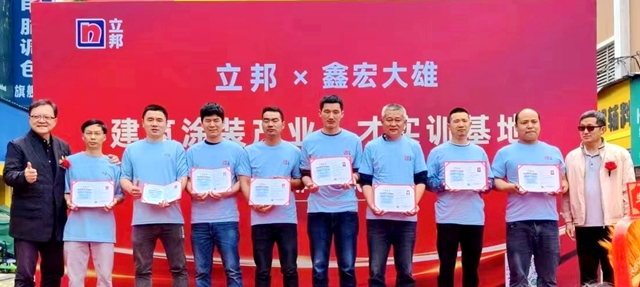 刷新者丨年销数千万!这位95后如何守住基本盘,蹚出新路子?