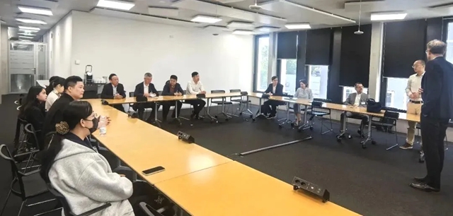 中国建筑卫生陶瓷协会考察团到访西卡集团总部